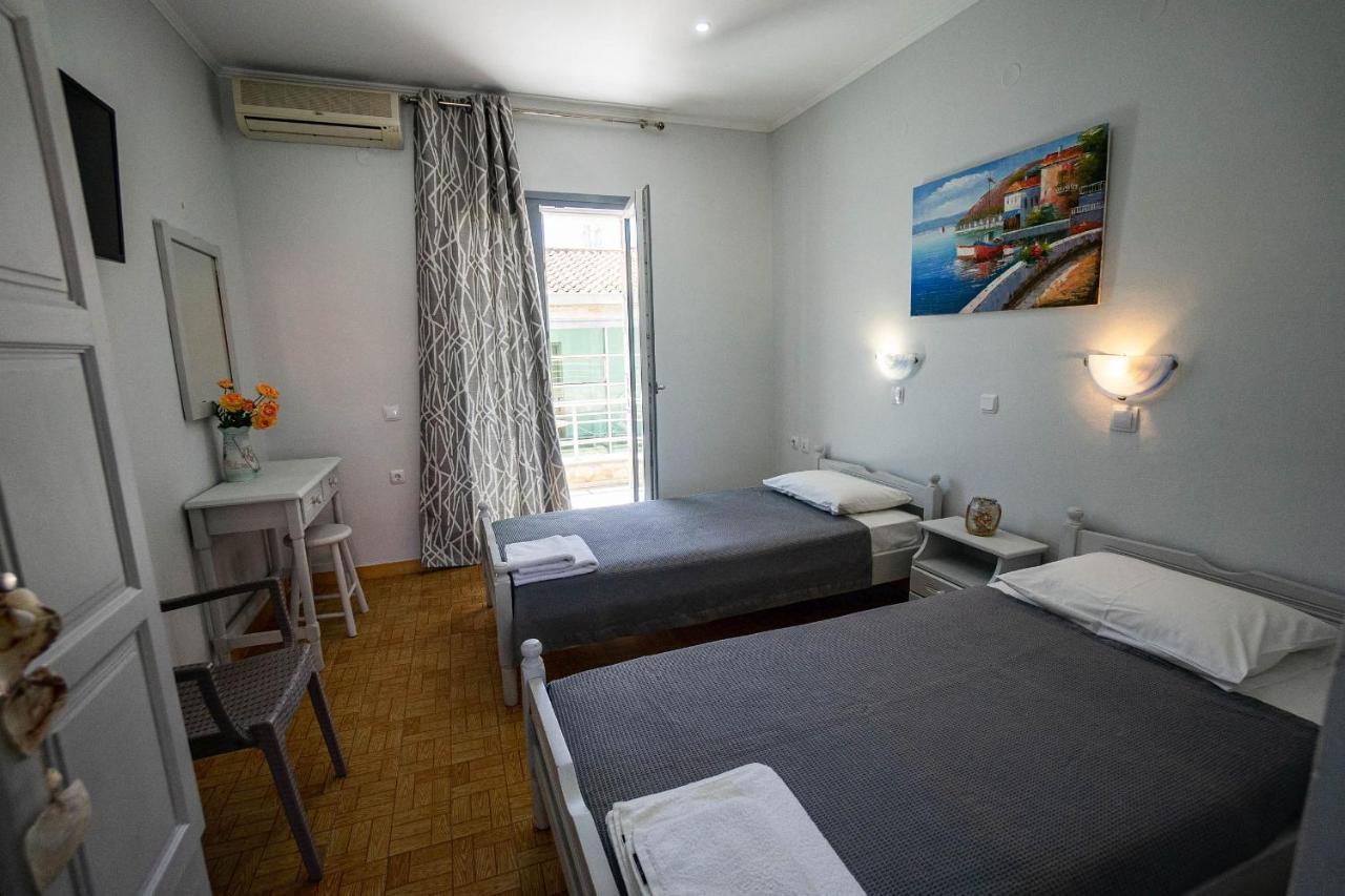 Golden Dolphin Studios & Apartments Αλυκών Δωμάτιο φωτογραφία