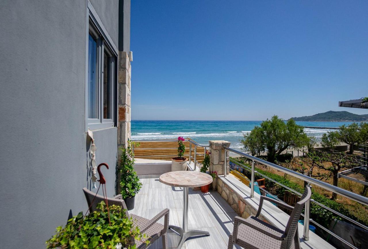 Golden Dolphin Studios & Apartments Αλυκών Εξωτερικό φωτογραφία