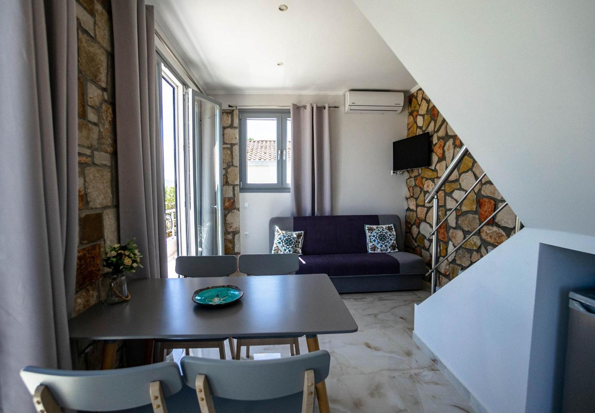 Golden Dolphin Studios & Apartments Αλυκών Δωμάτιο φωτογραφία