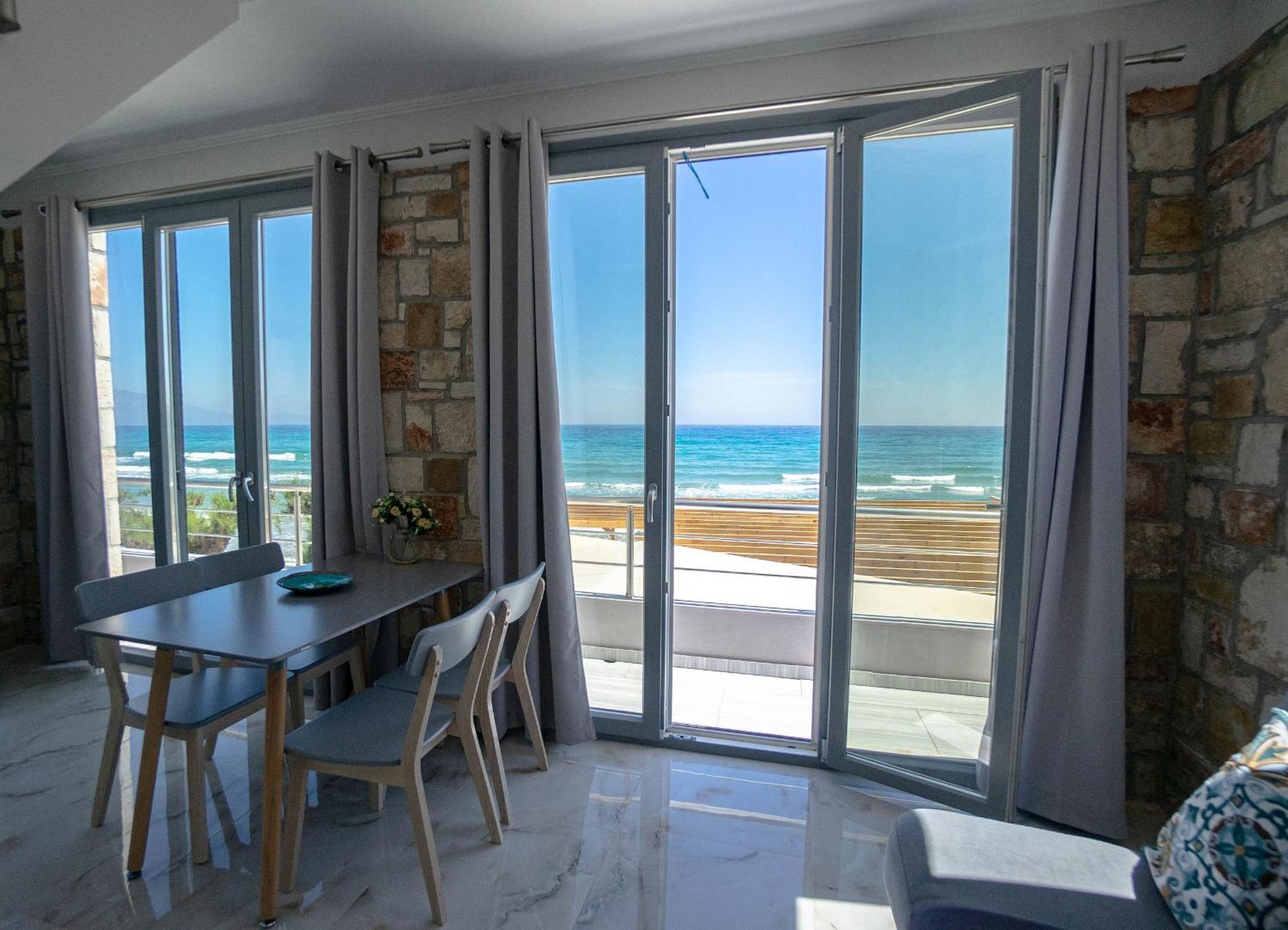 Golden Dolphin Studios & Apartments Αλυκών Δωμάτιο φωτογραφία
